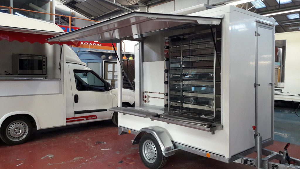 VR2600 Rôtisserie remorque rôtisserie