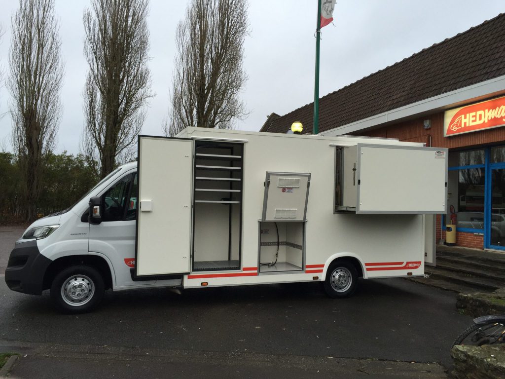 camion rôtisserie traiteur hedimag camion traiteur camion rôtisserie food truck hedimag