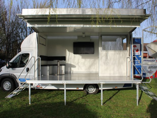 Camion podium