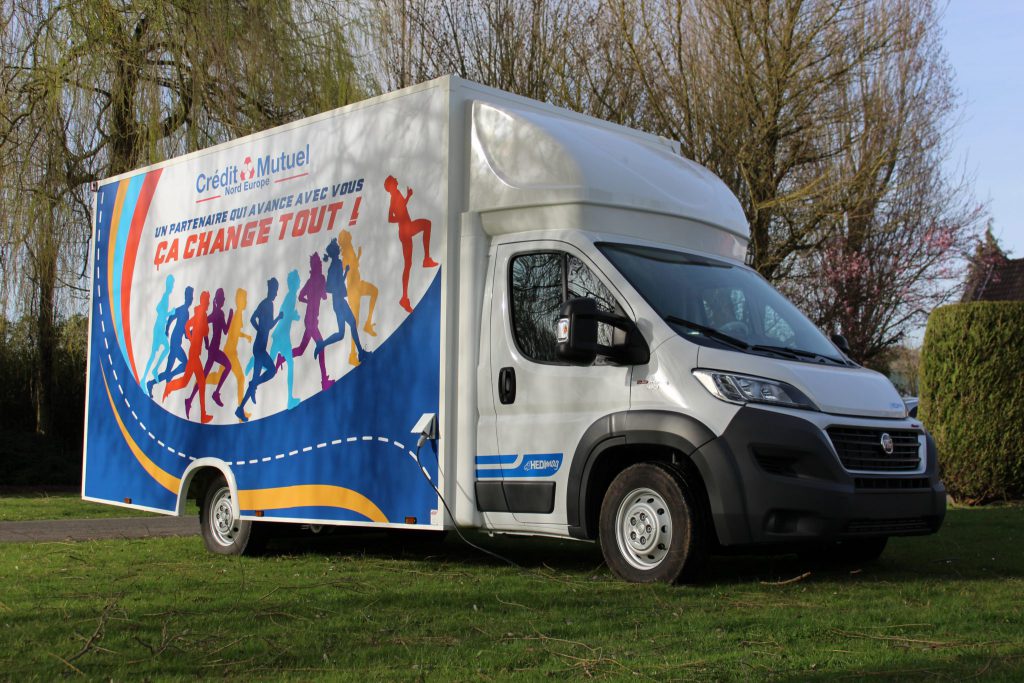 camion podium hedimag podium mobile camion évènementiel