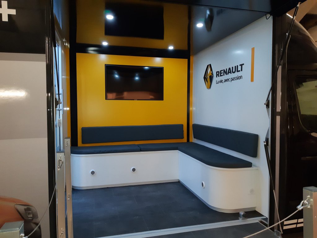Renault Podium