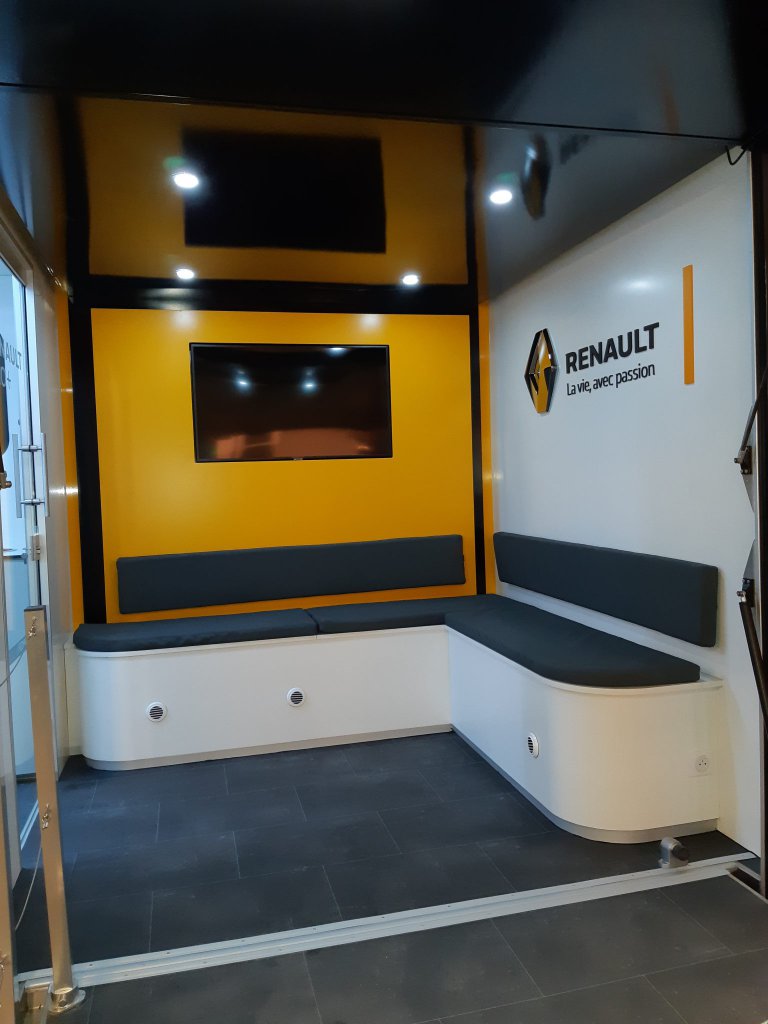 Renault Podium