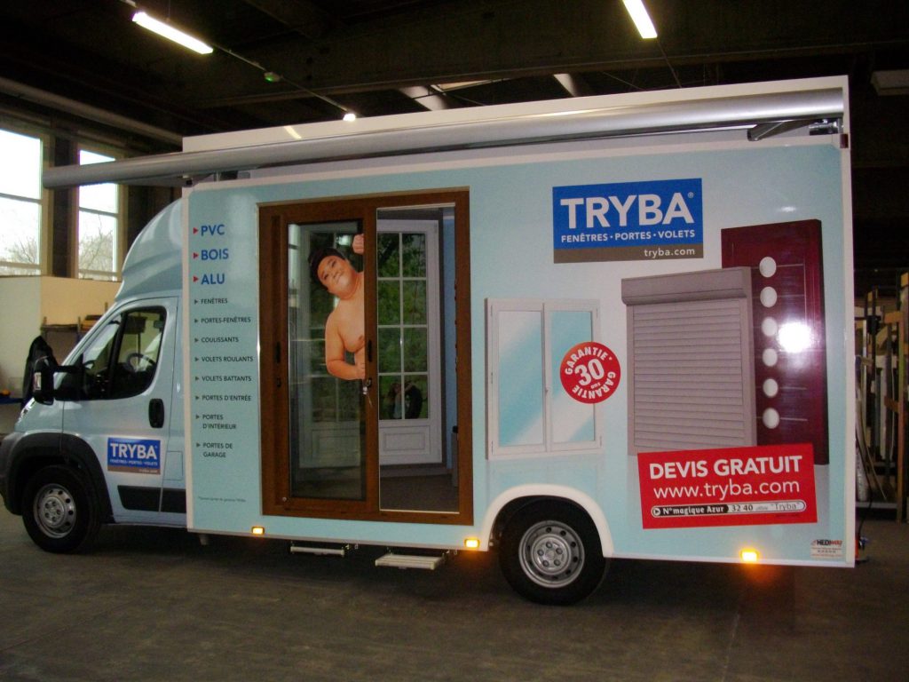 camion showroom mobile
