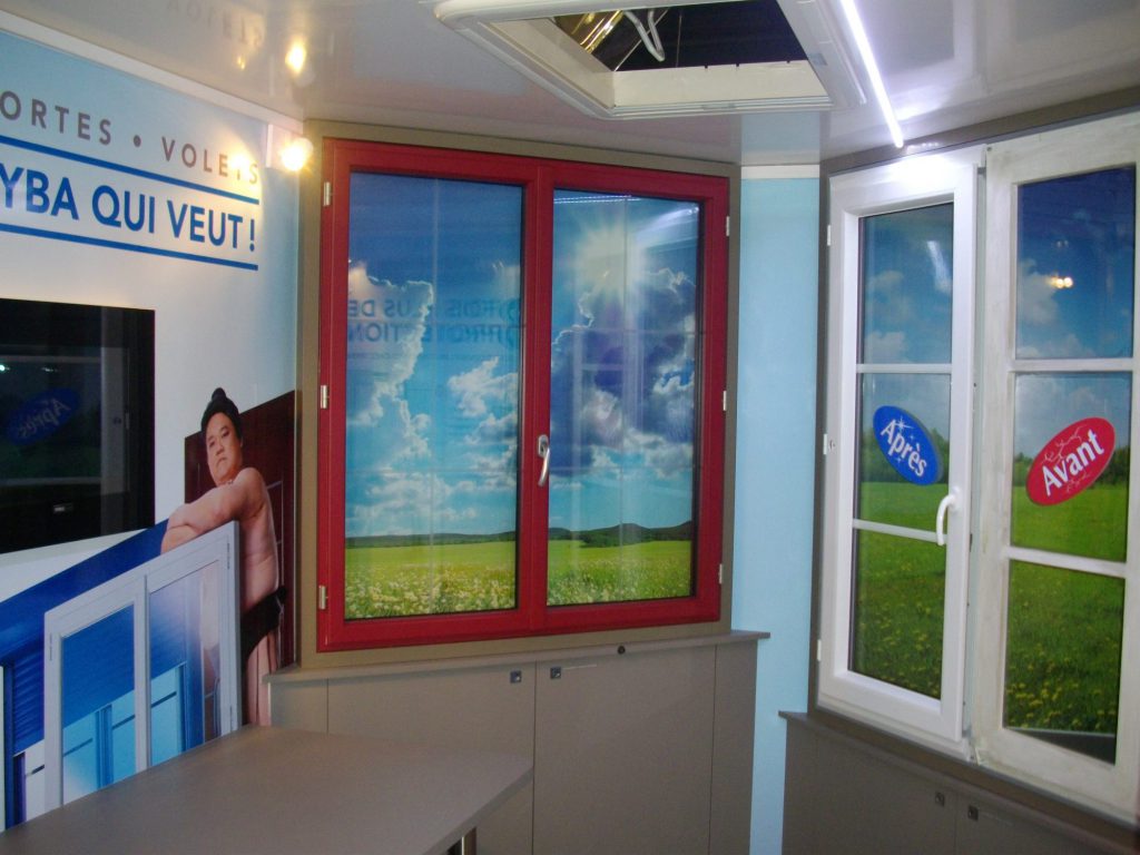 camion showroom mobile