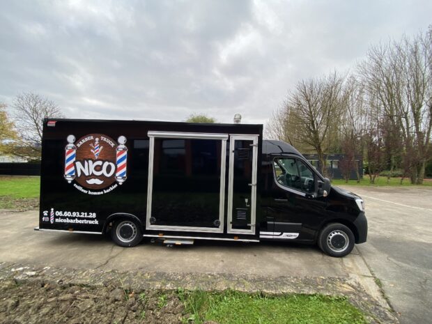 Camion coiffure Barber Truck