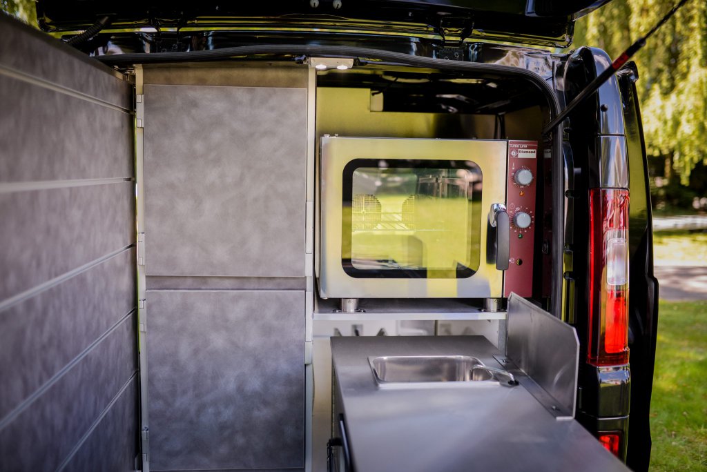 Food truck Service Extérieur citroen jumpy foodtruck peugeot expert foodtruck fiat talento foodtruck