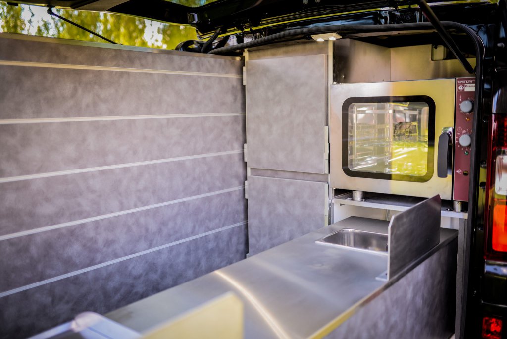 Food truck Service Extérieur citroen jumpy foodtruck peugeot expert foodtruck fiat talento foodtruck