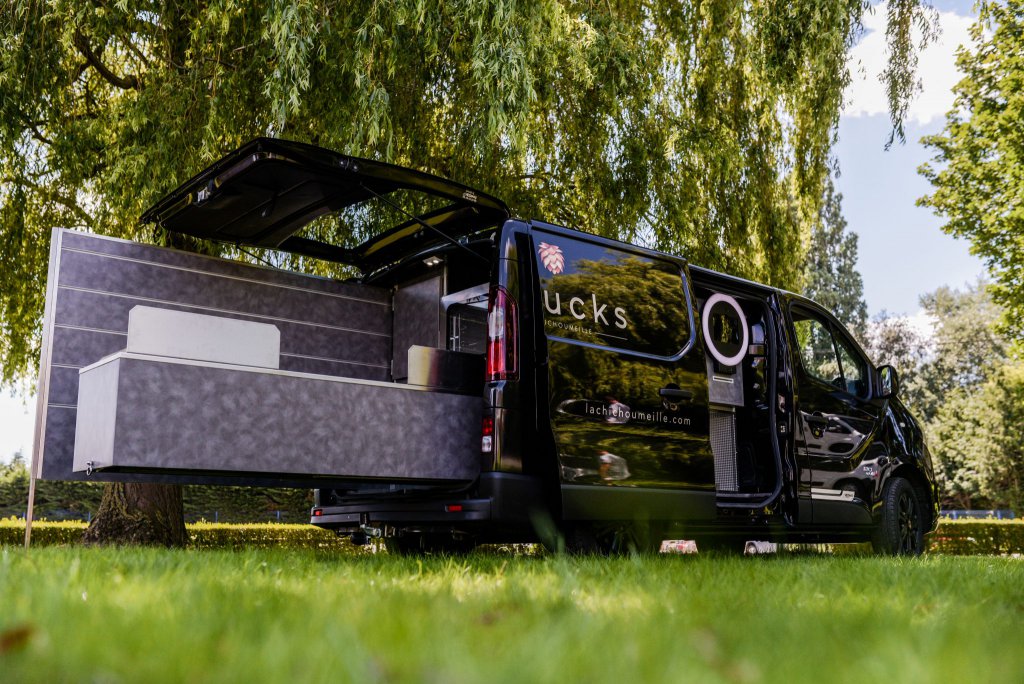 Food truck Service Extérieur citroen jumpy foodtruck peugeot expert foodtruck fiat talento foodtruck