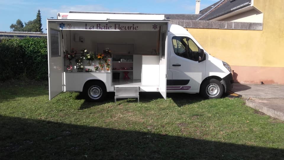 Camion marchant vendeur de fleur