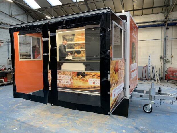 remorque pizza fermeture bâches