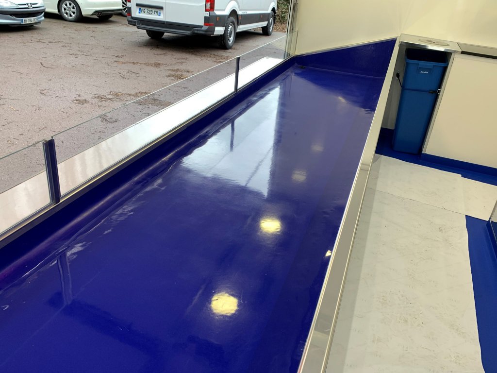 Camion poissonnerie Hedimag