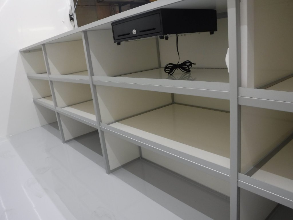 Camion boutique magasin 330 310 Chaudron