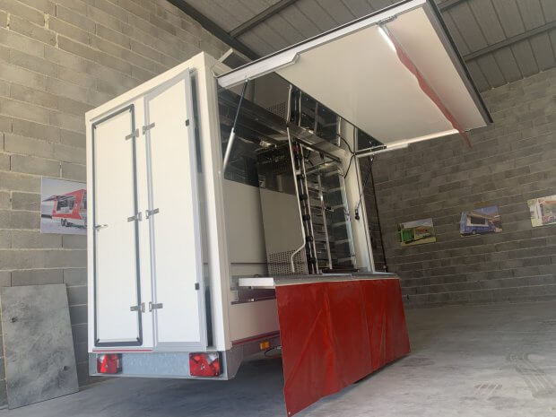R2600 Rôtisserie neuve R052