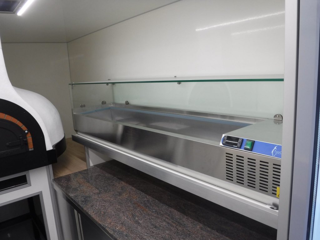 Le Pizzaiolo Hermann camion ford transit access pizza bois