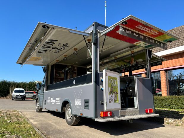 Camion bar beer truck pour la Brasserie 3 Monts